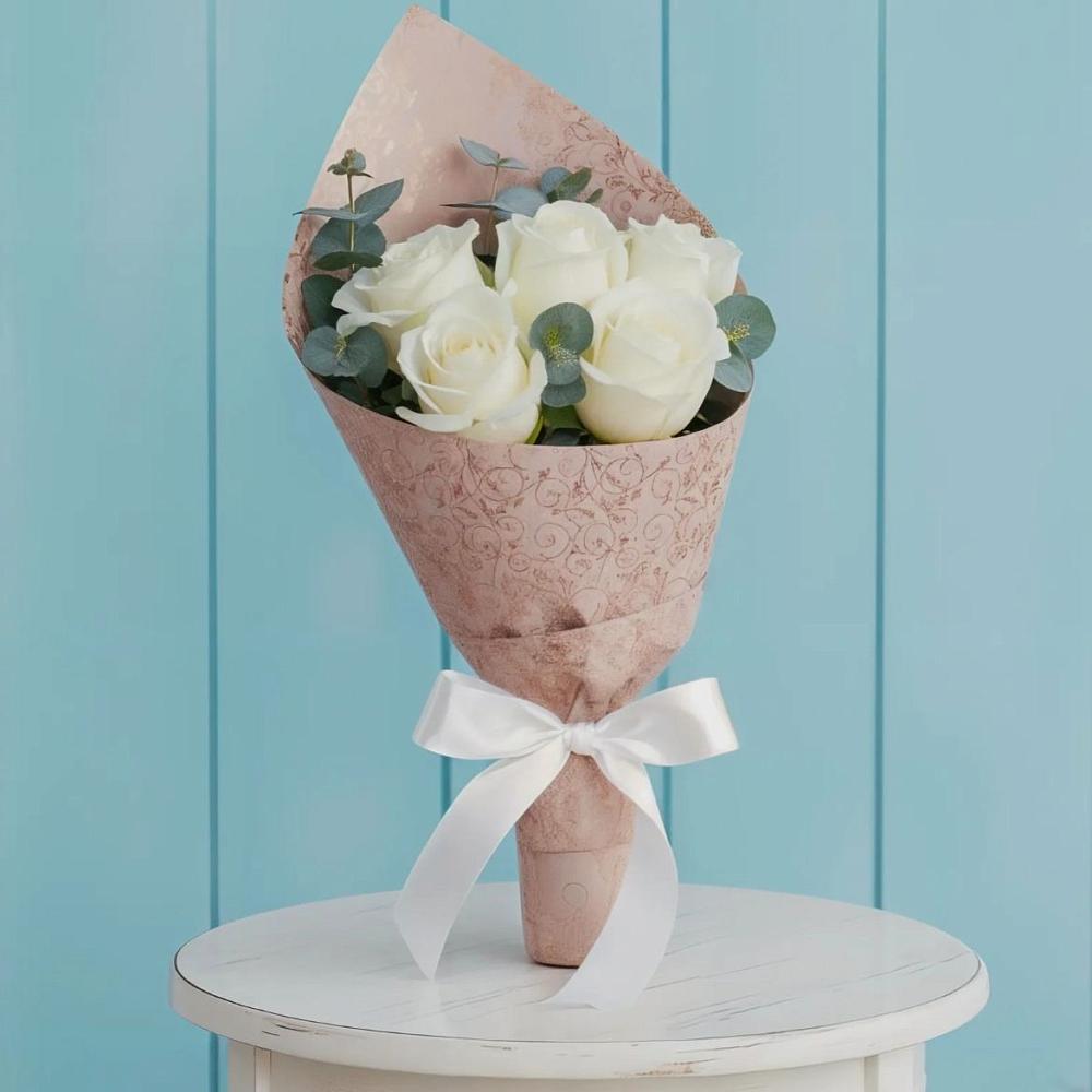 Букет цветов из: Розы в Пущино