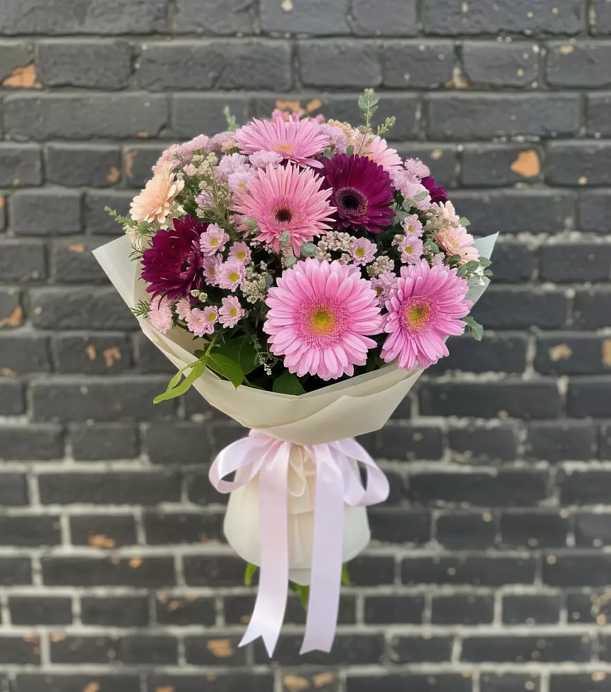 Букет цветов из: Герберы и Хризантемы в Пущино