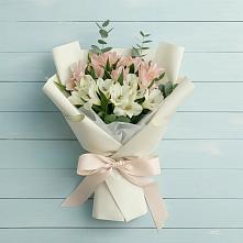 Букет цветов из:  Альстромерии в Пущино