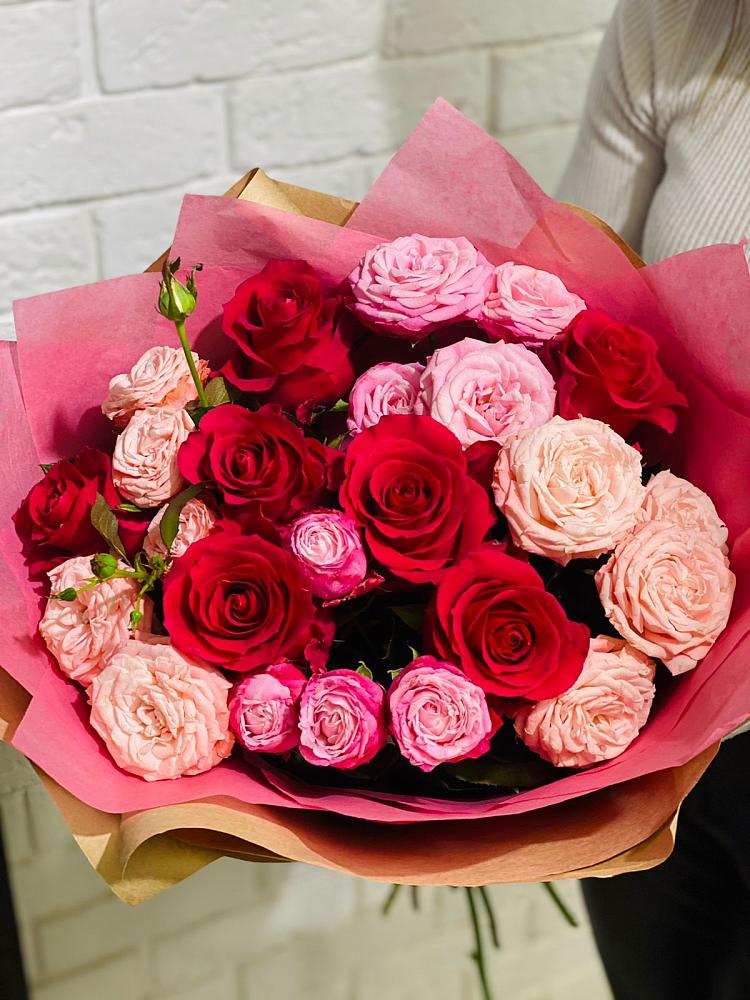 Букет цветов из: Розы в Пущино