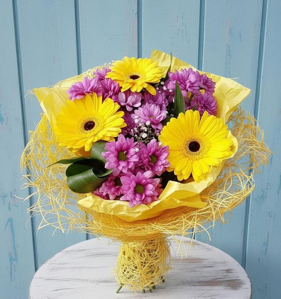 Букет цветов из: Хризантемы и Герберы в Пущино