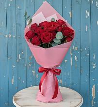 Букет цветов из:  Розы в Пущино