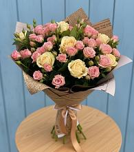 Букет цветов из:  Розы в Пущино