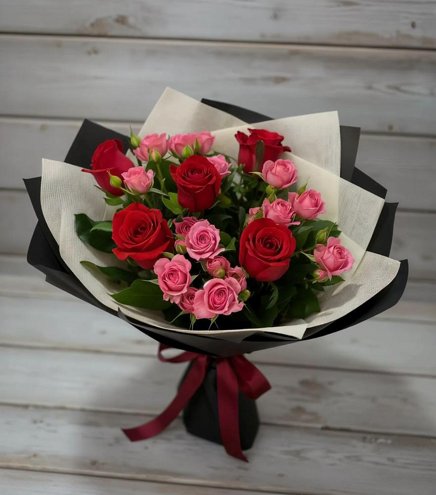 Букет цветов из: Розы в Пущино