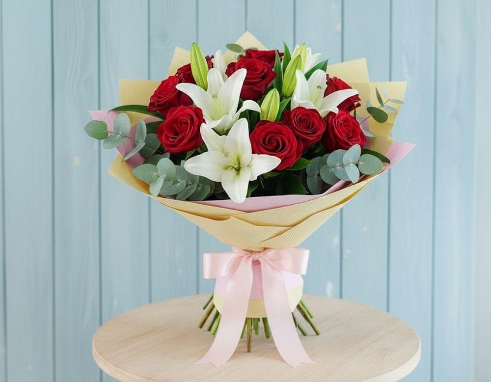 Букет цветов из: Лилии и Розы в Пущино